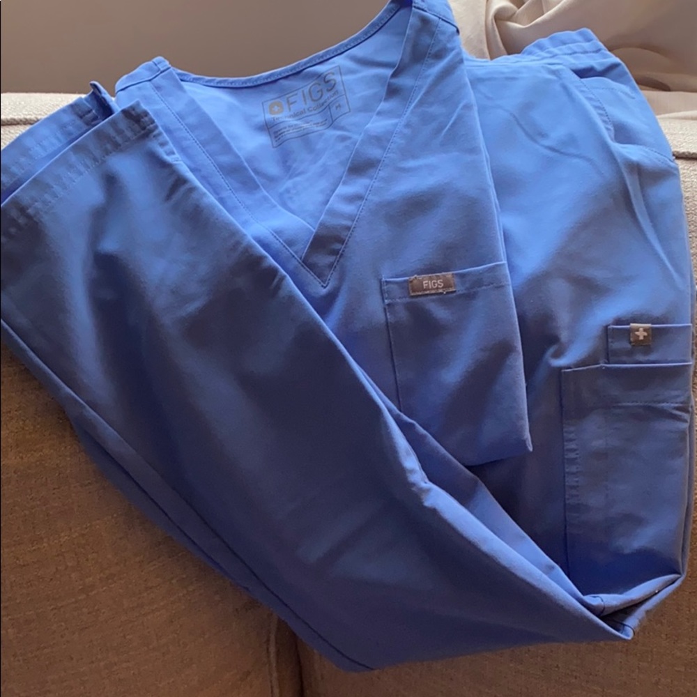 Figs scrubs
